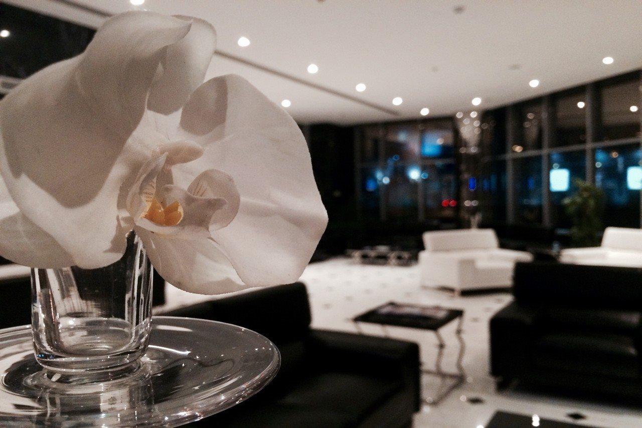 Tulip Hotel & Suites Manáma Kültér fotó