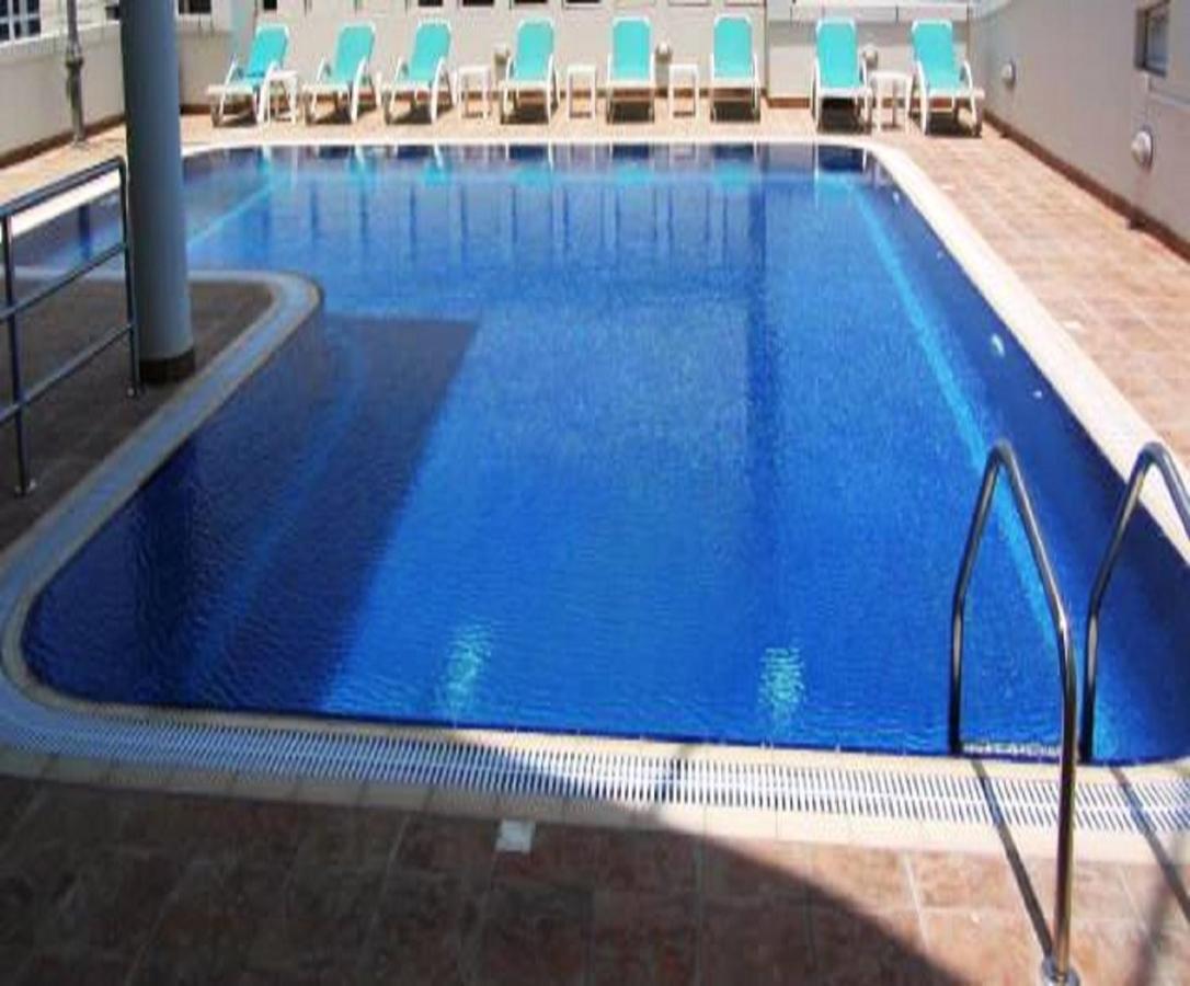 Tulip Hotel & Suites Manáma Kültér fotó